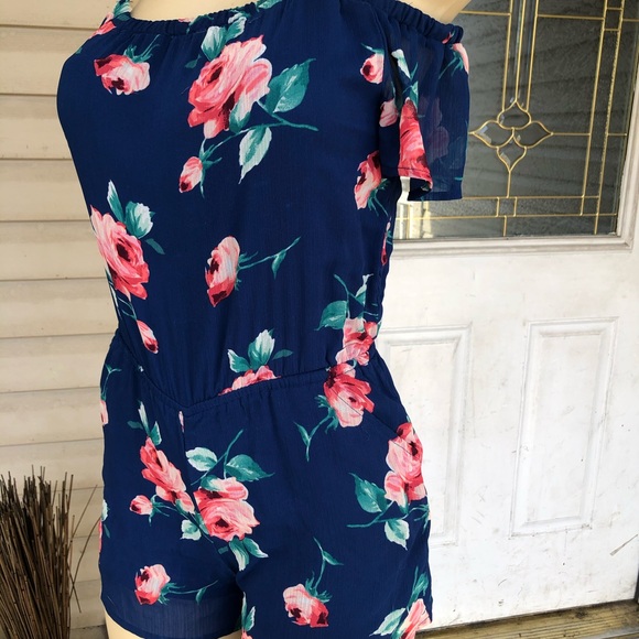 Abercrombie kids blue floral romper - Picture 5 of 9